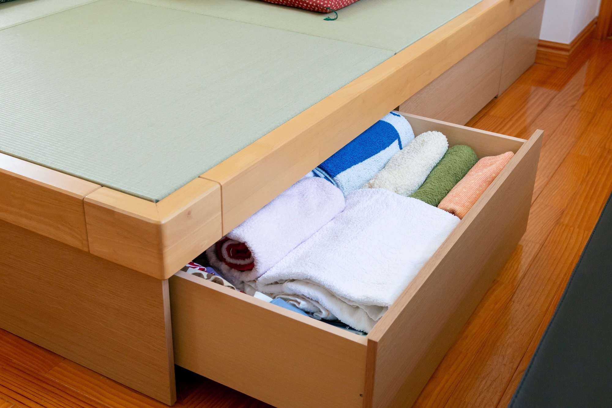 小上がり収納にある引き出し