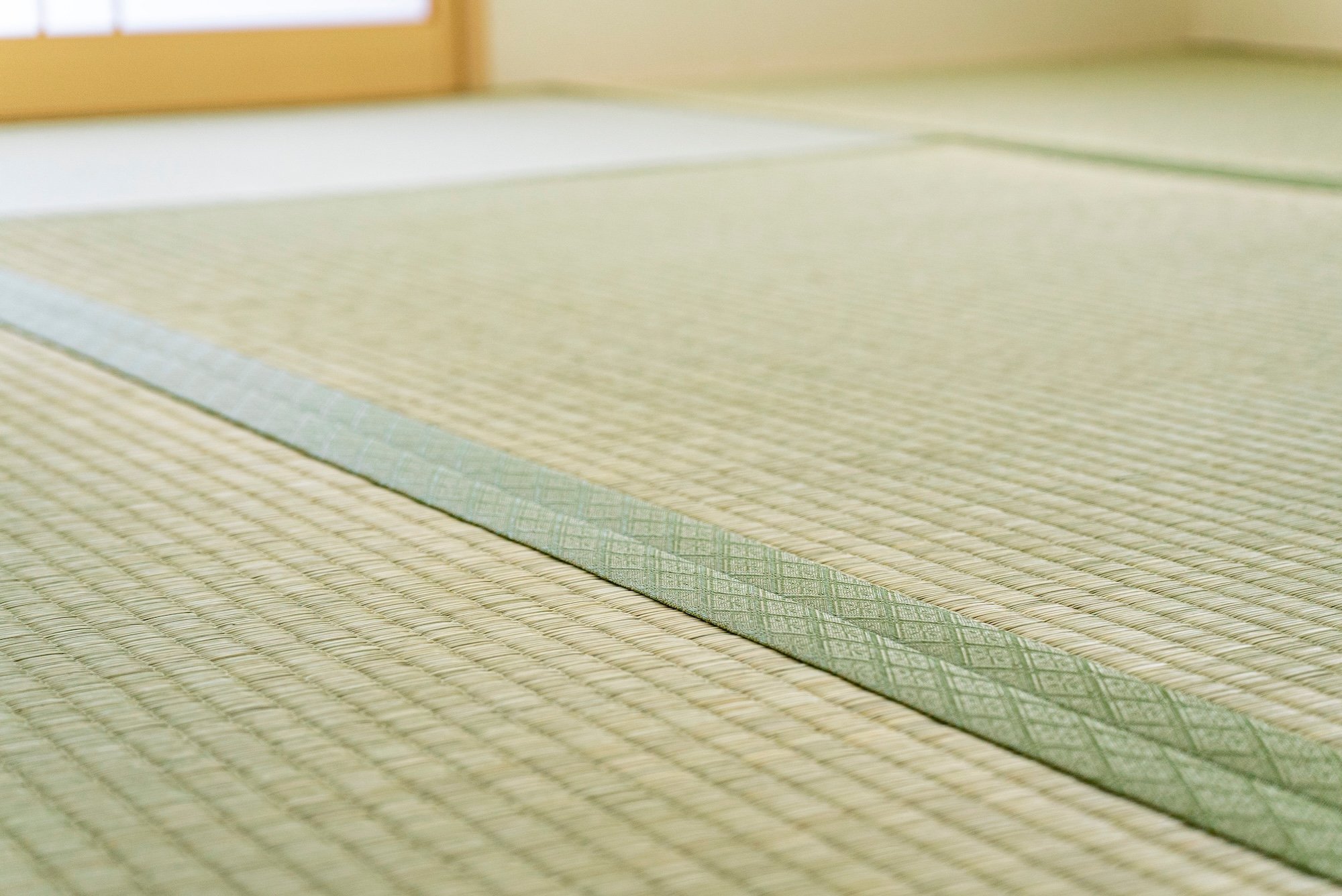 伝統的な和室の畳