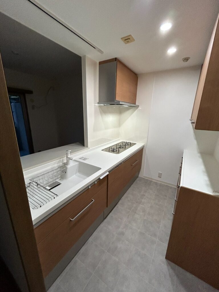 リフォームで見通しが良くなった対面キッチン