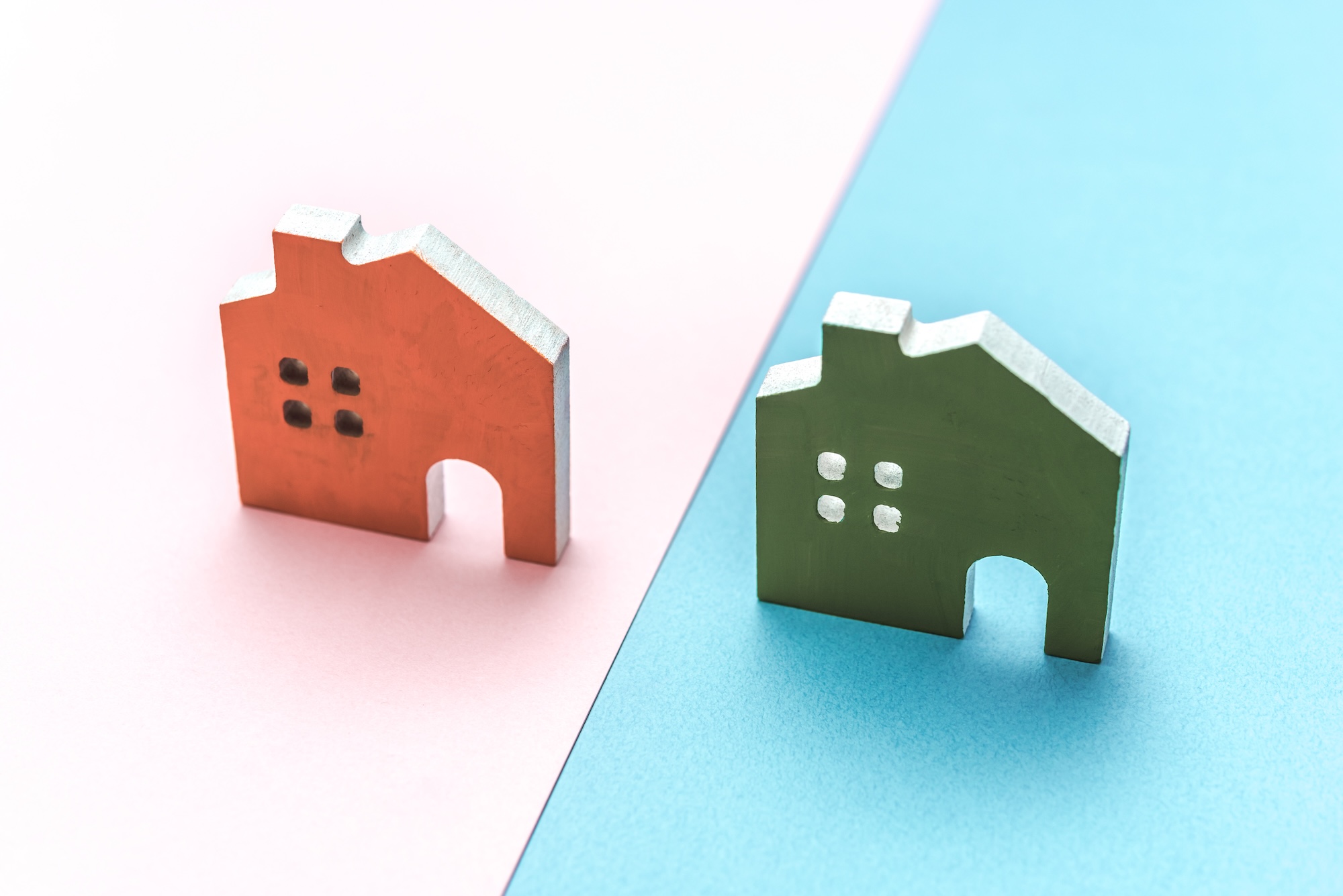 建築基準法の違う年代に建てた家のイメージ