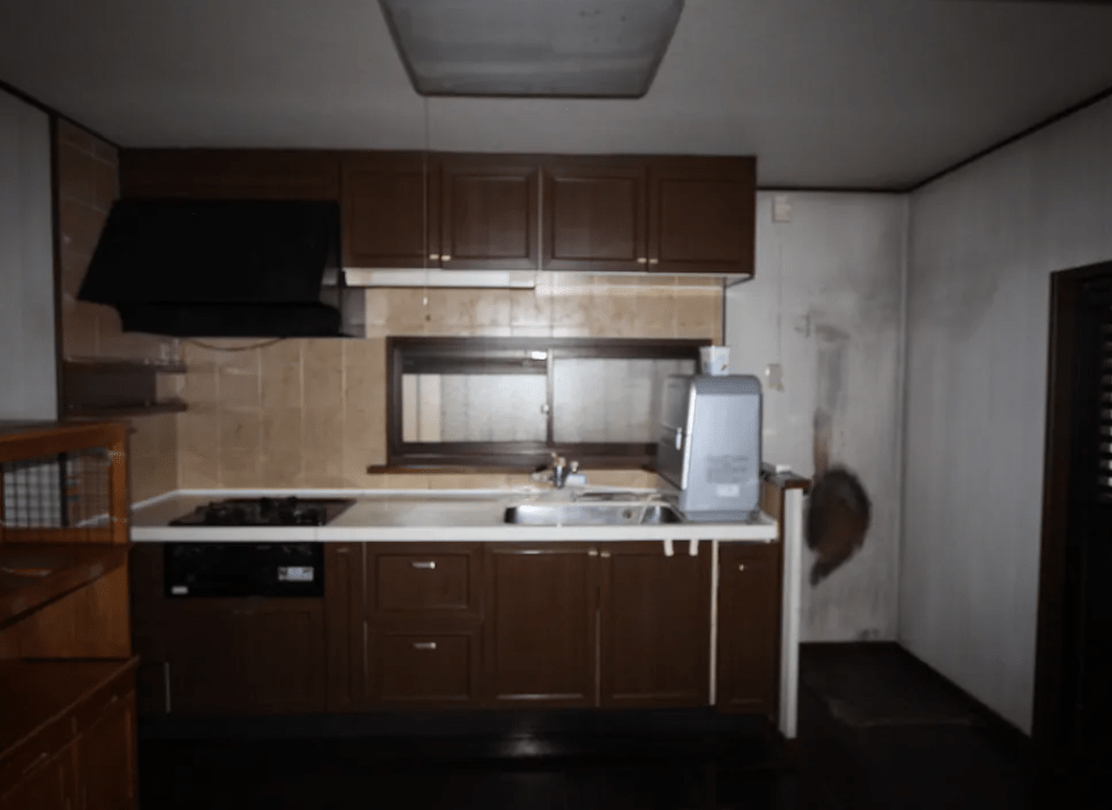 リフォーム前の壁付けキッチン